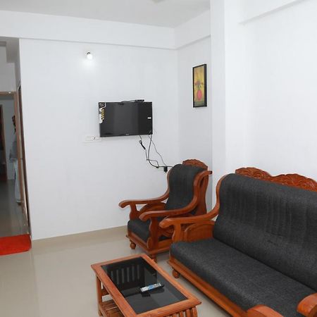 Sivaranjini Tourist Villa Guruvayur Ngoại thất bức ảnh