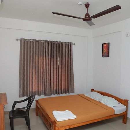 Sivaranjini Tourist Villa Guruvayur Ngoại thất bức ảnh