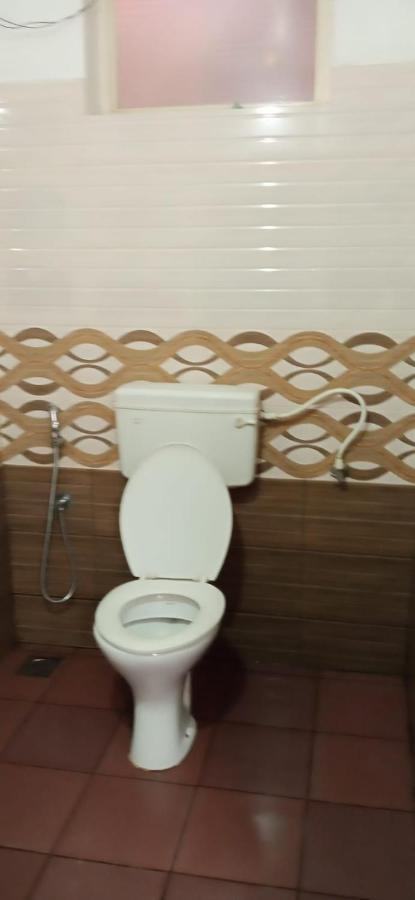 Sivaranjini Tourist Villa Guruvayur Ngoại thất bức ảnh